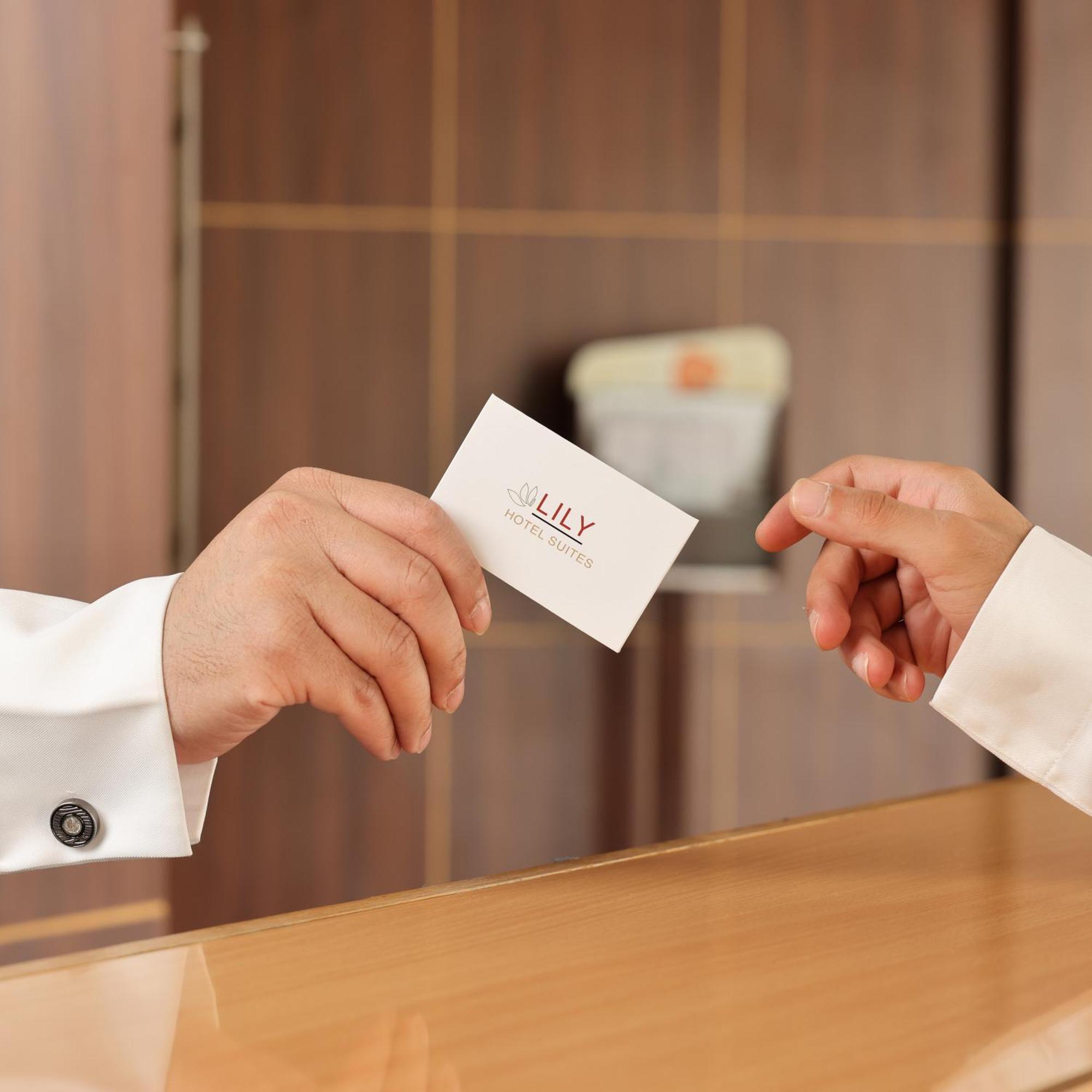 Lily Hotel Suite Hofuf Bagian luar foto