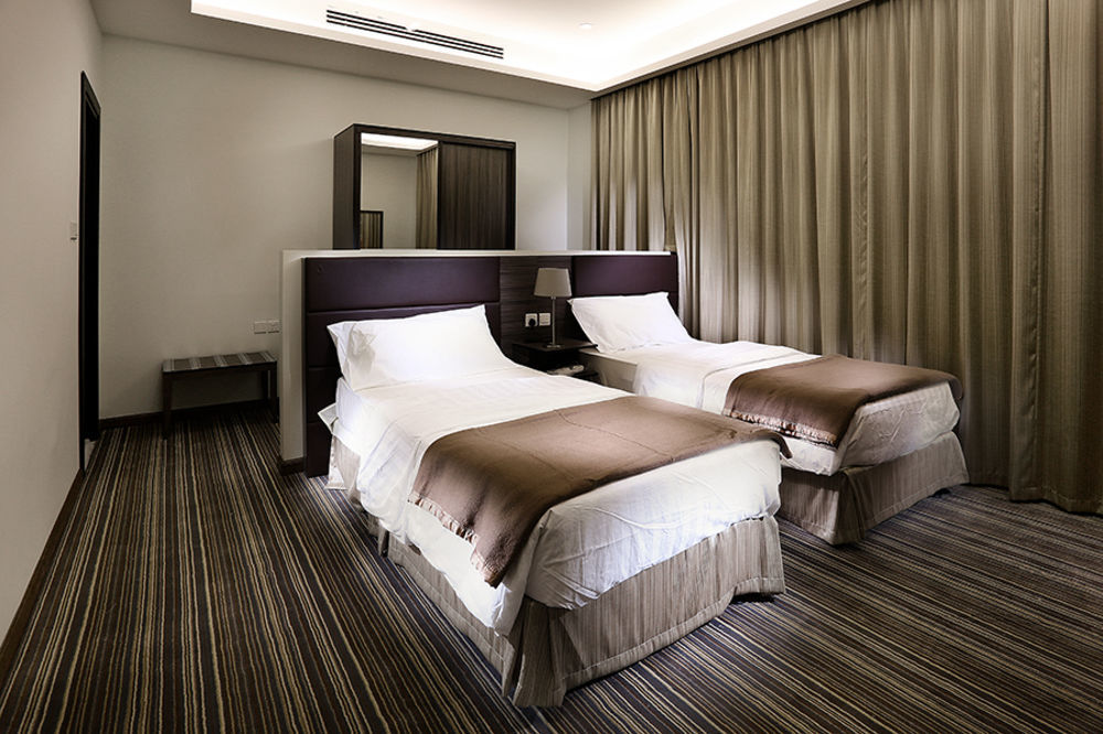 Lily Hotel Suite Hofuf Bagian luar foto